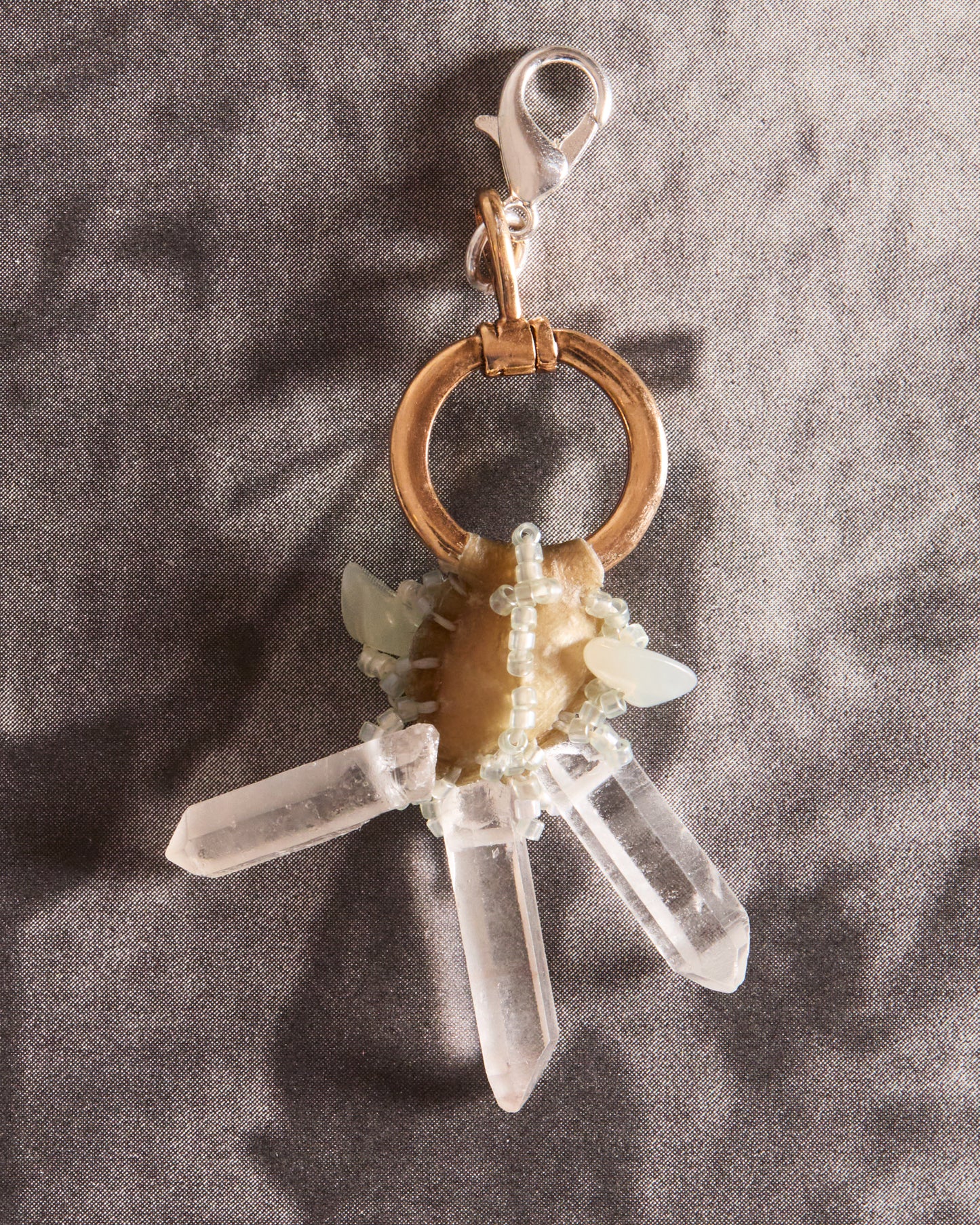 SHELL CLIP CRYSTAL