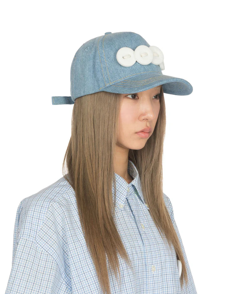 SMALL BUTTONS HAT