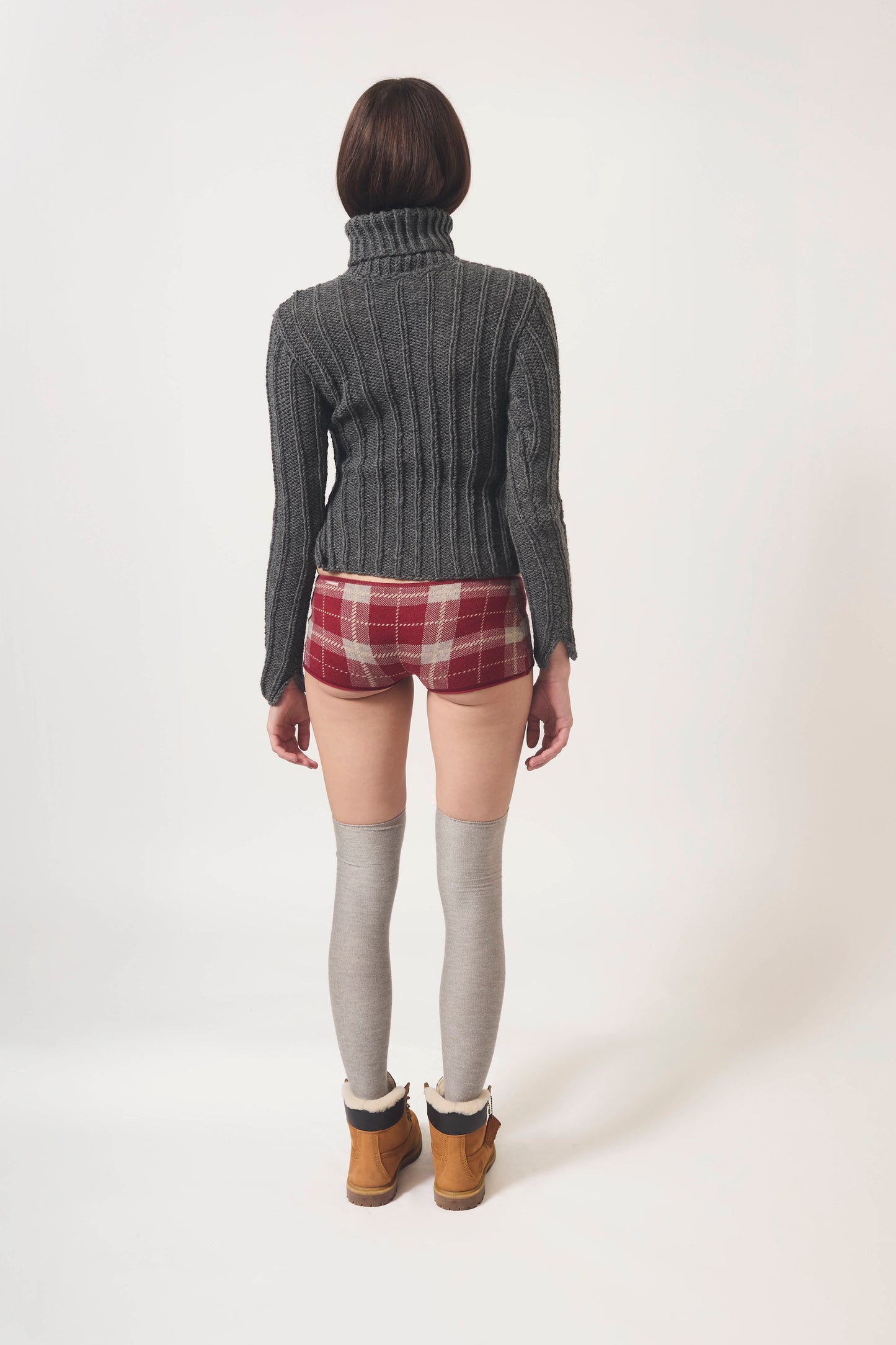 SNOWFALL SWEATER