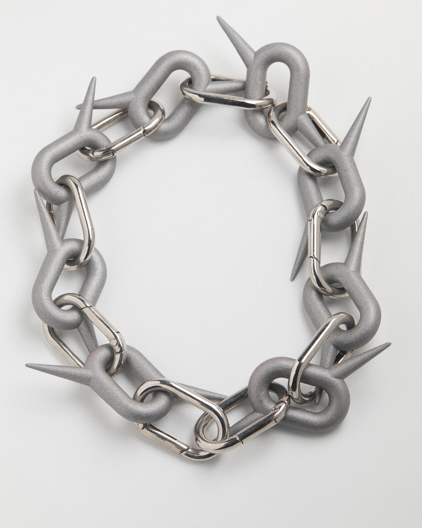 SPIKE NECKLACE