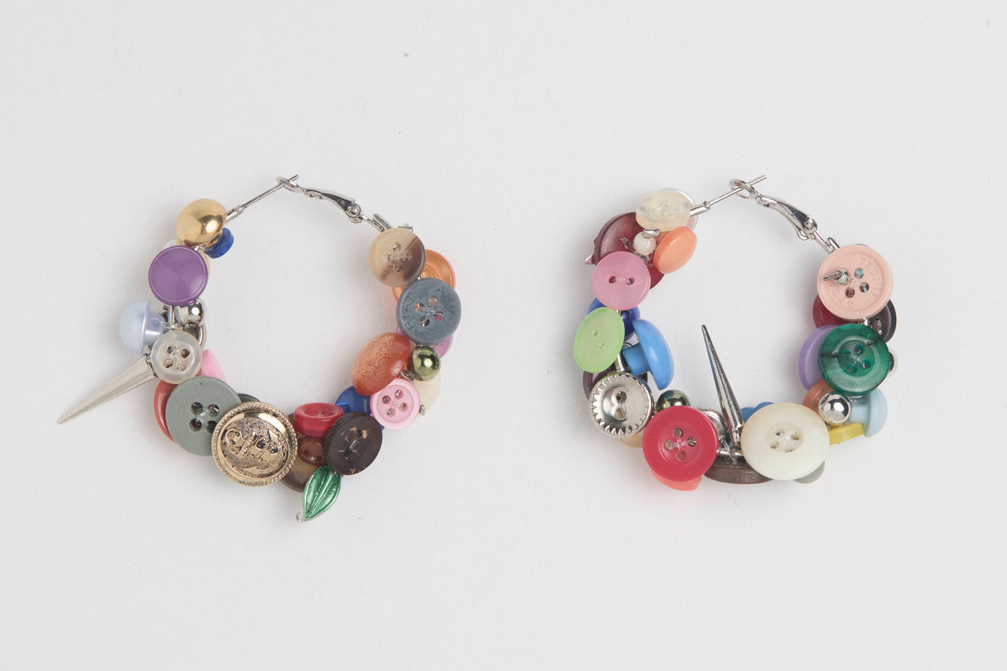 BUTTON EARRINGS