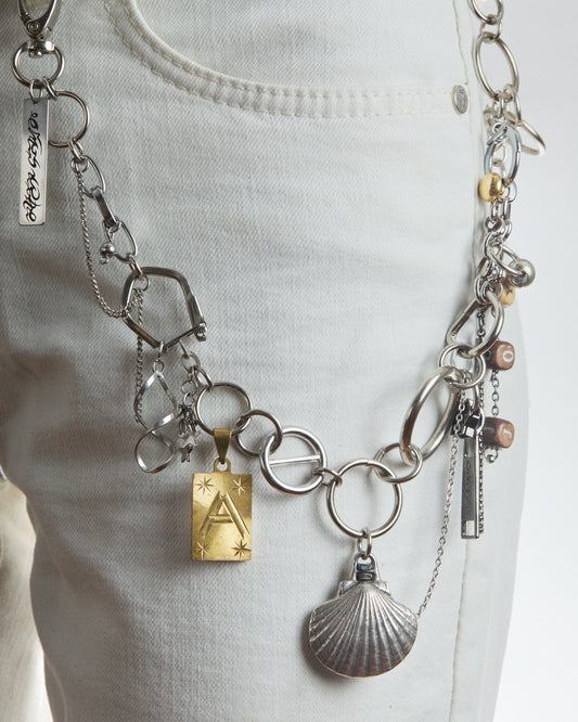 SHELL AMULET CHAIN