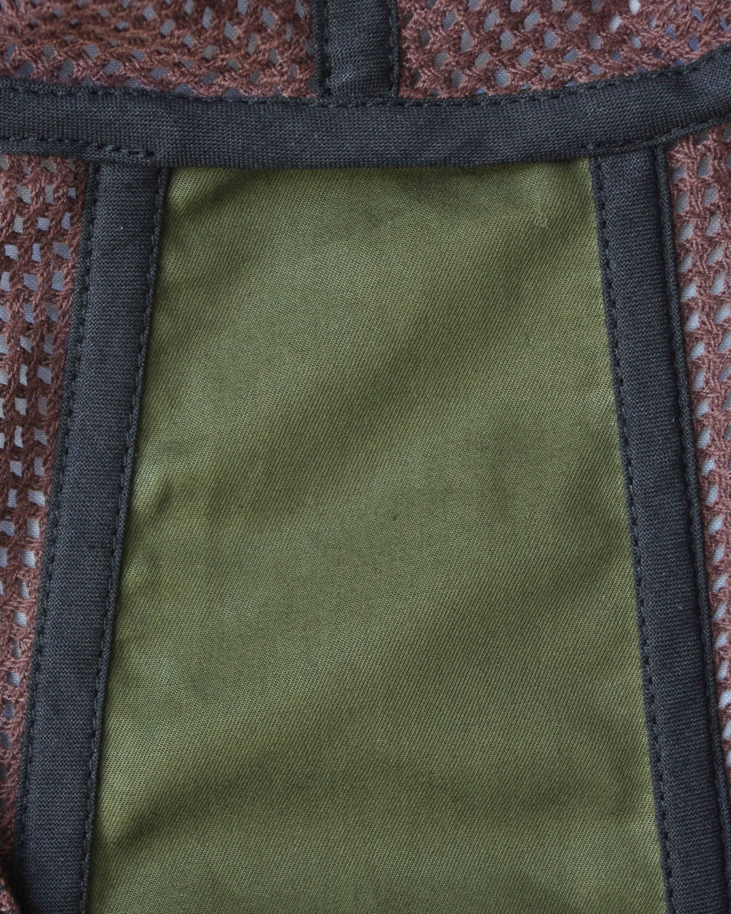 CROP MESH VEST